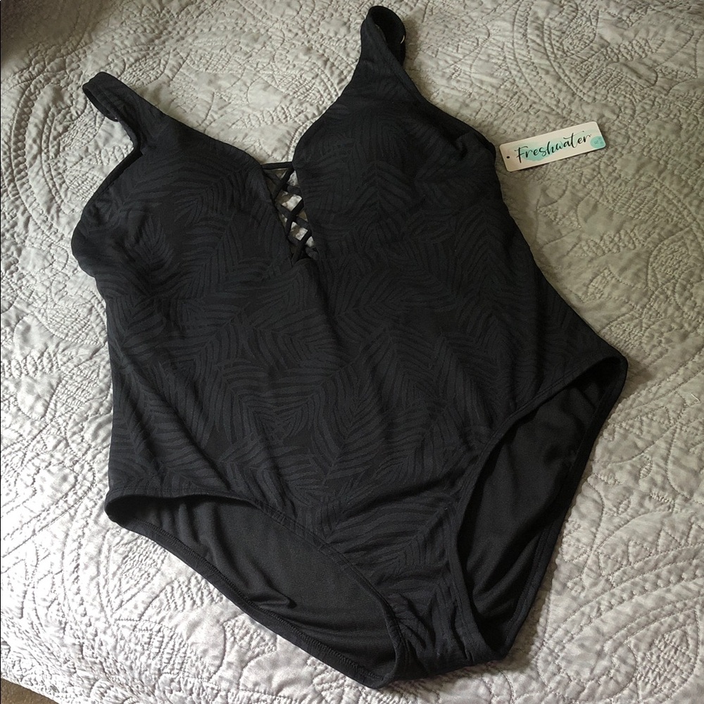 Freshwater One-Piece Swimsuit NWT XL